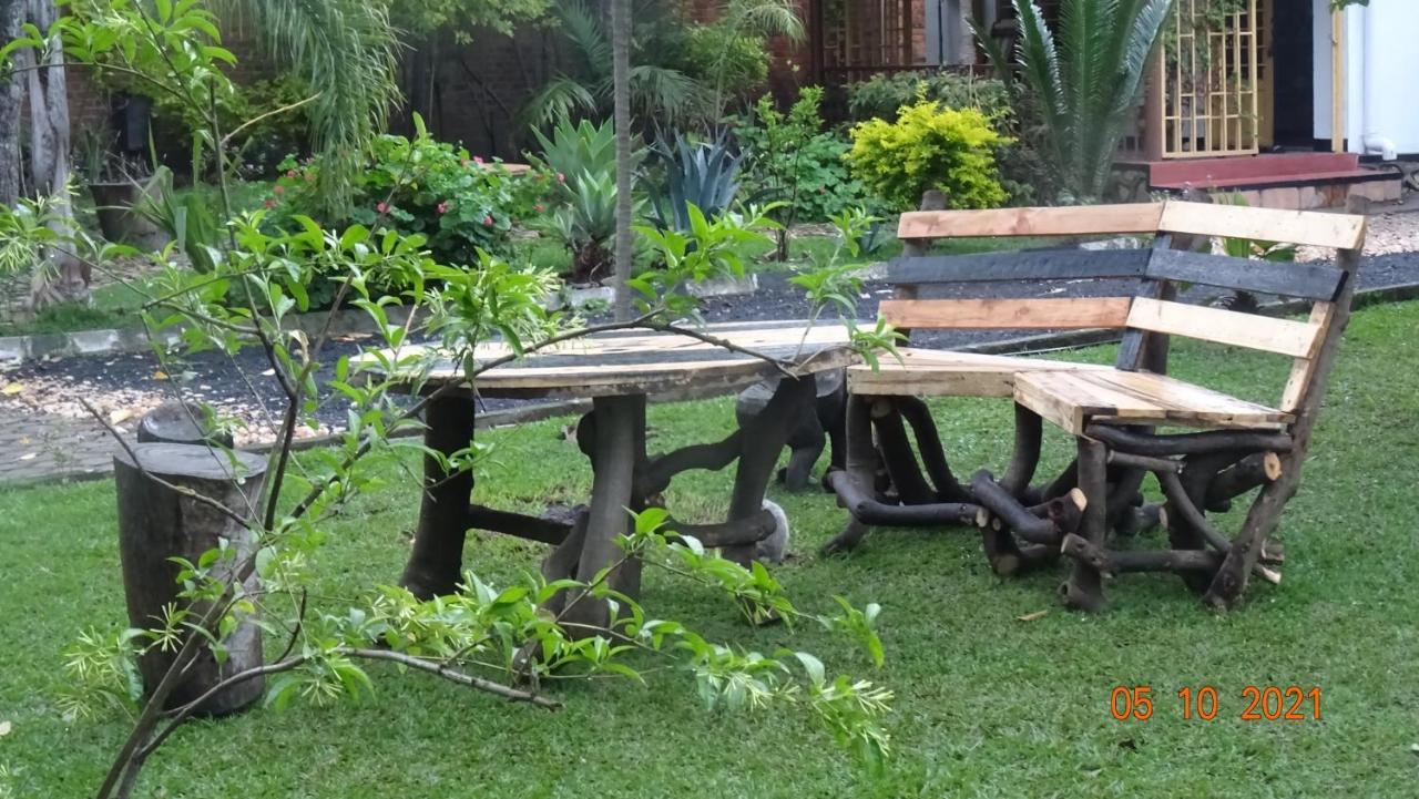 Kivu Beach Garden Gisenyi ภายนอก รูปภาพ
